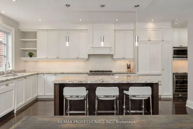 Additional image 10 of 1212 Royal York Rd