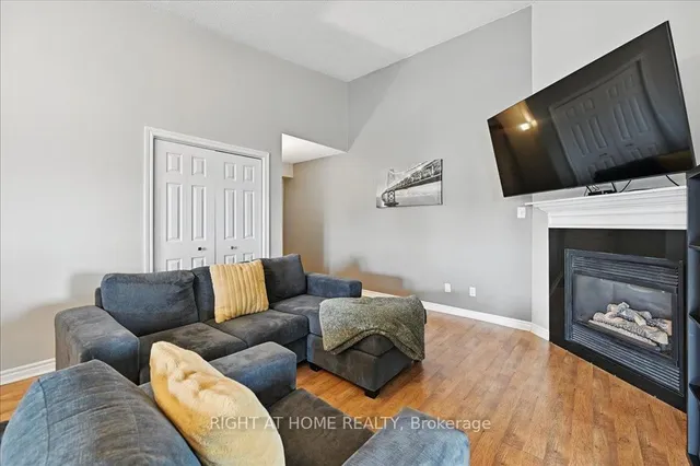 Additional image 7 of 4003 Kilmer Dr Unit 402