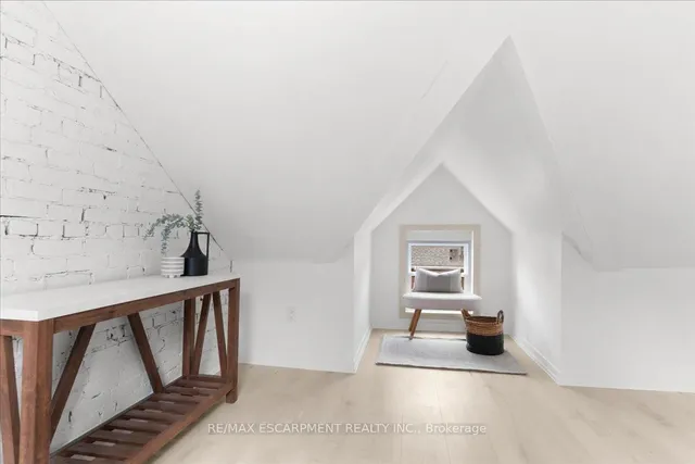 Additional image 30 of 68 Alanson St