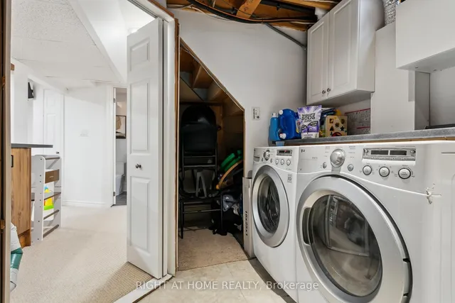 Additional image 33 of 3194 Greenbough Cres