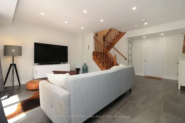 Additional image 24 of 581 Scarlett Rd Unit TH2