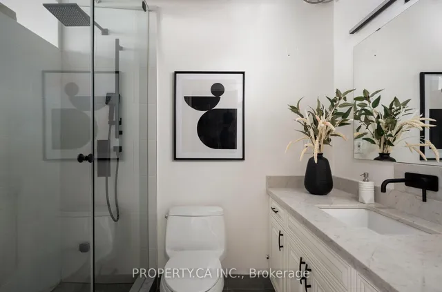 Additional image 20 of 955 Queen St Unit 317