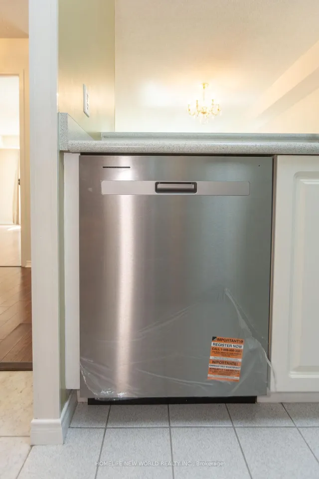 Additional image 14 of 18 Pemberton Ave Unit 502