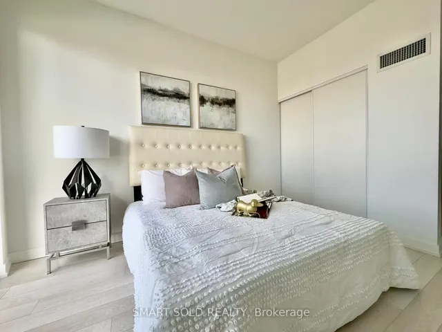 Additional image 5 of 117 Mcmahon Dr Unit 1209