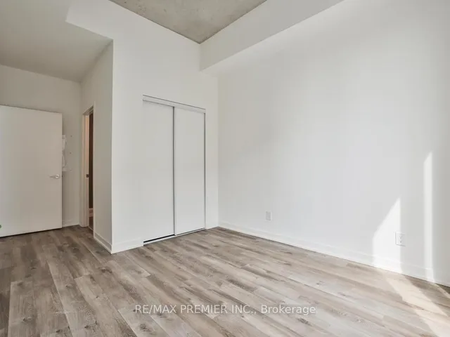 Additional image 24 of 1808 St Clair Ave Unit 607