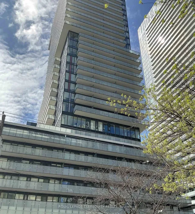 Additional image 3 of 185 Roehampton Ave Unit 1510