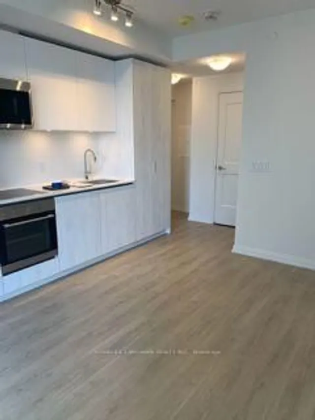 Additional image 15 of 8 Widmer St Unit 3501