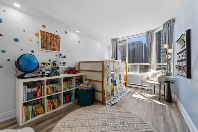 Additional image 22 of 30 Greenfield Ave Unit 607