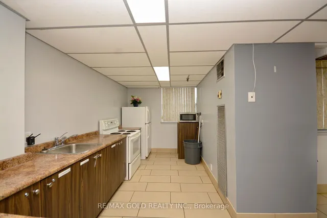 Additional image 29 of 18 Knightsbridge Rd Unit 809