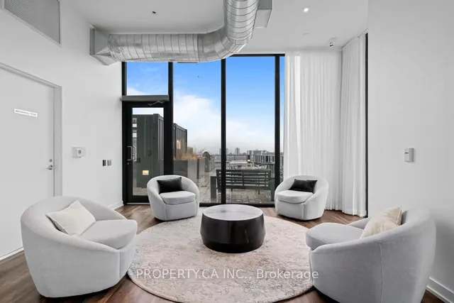 Additional image 23 of 135 East Liberty St Unit 1003