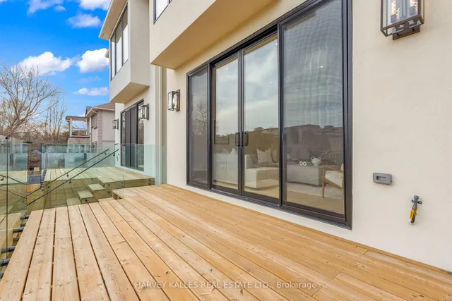 Additional image 23 of 681 Glencairn Ave