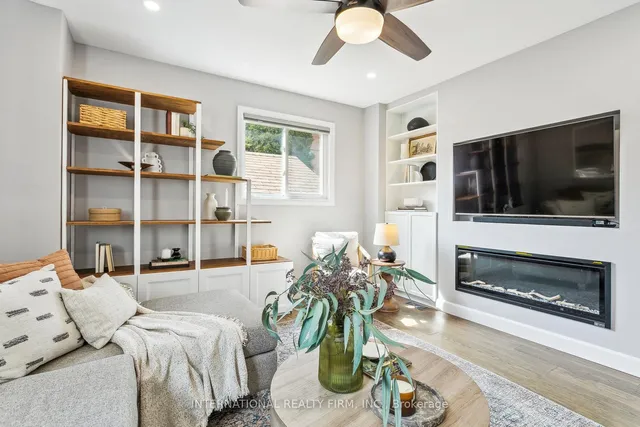 Additional image 15 of 50 Denison Ave