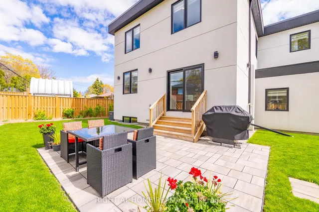 Additional image 20 of 36 Shaunavon Heights Cres