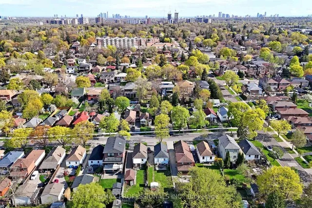 Additional image 36 of 24 Braeburn Ave