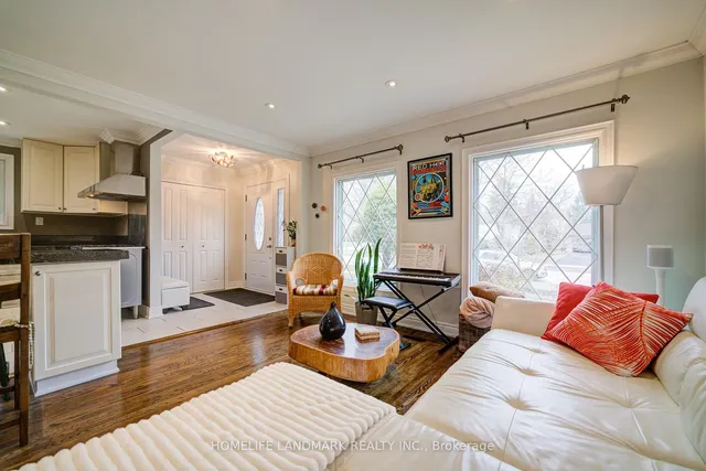 Additional image 9 of 2207 Elmhurst Ave