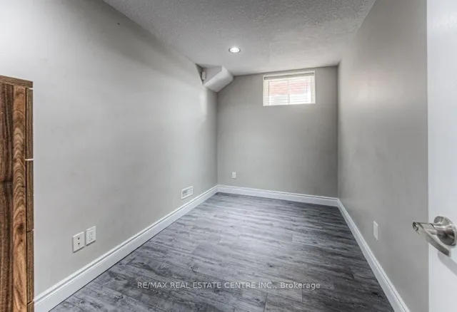 Additional image 35 of 950 Pebblecreek Crt