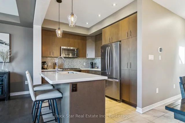 Additional image 17 of 3150 BLACKFRIAR Common