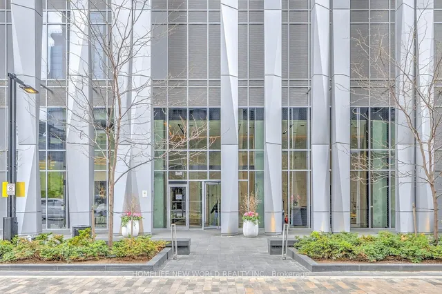 Additional image 2 of 1 Yorkville Ave Unit 1212