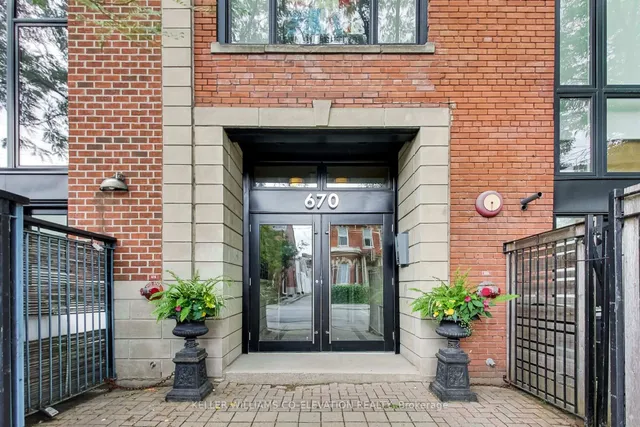 Additional image 2 of 670 Richmond St Unit 105