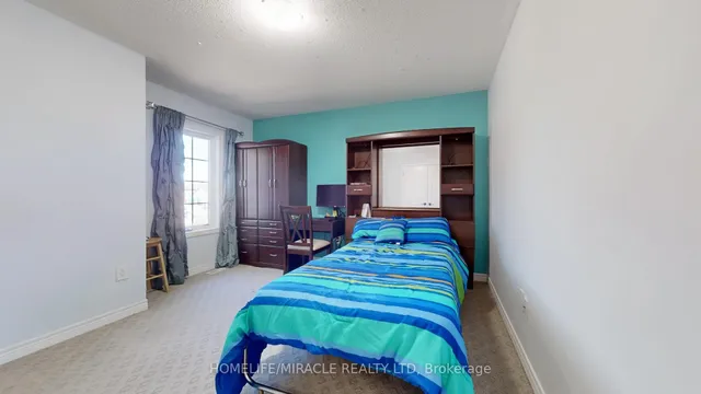 Additional image 31 of 33 Garryoaks Dr