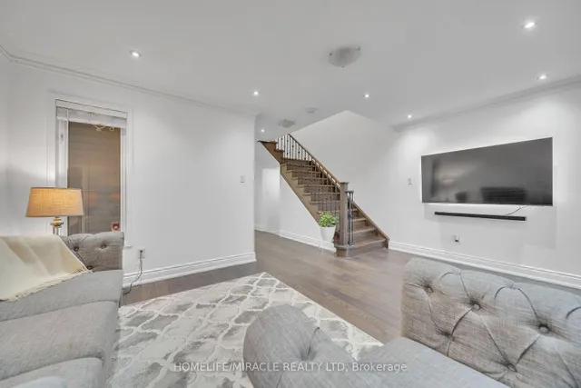 Additional image 15 of 93 Crystal Glen Cres