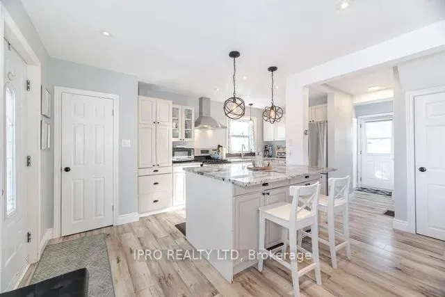 Additional image 7 of 62 McCaul St