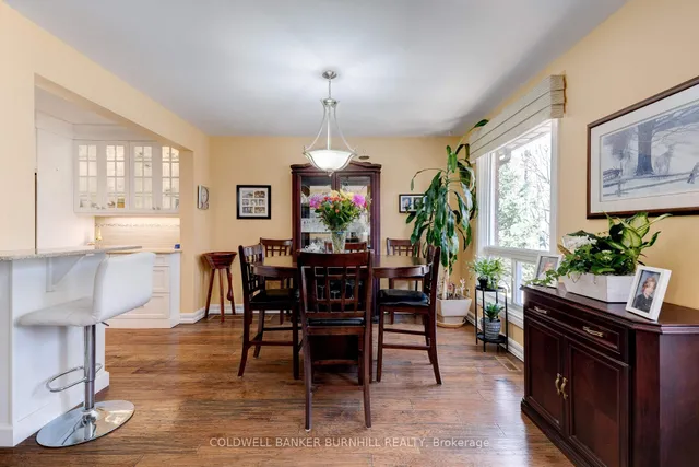 Additional image 17 of 2301 CAVENDISH Dr Unit 42