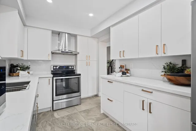 Additional image 15 of 19 Woodstream Ave