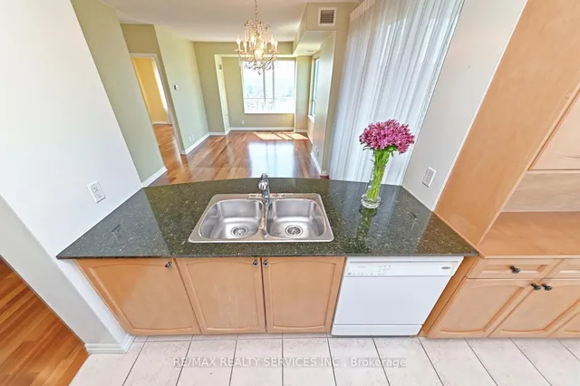 Additional image 16 of 38 Fontenay Crt Unit Suite 1309