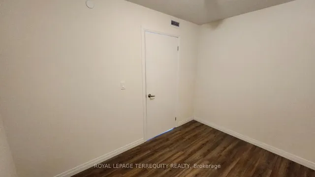 Additional image 7 of 2152 Lawrence Ave Unit 1207