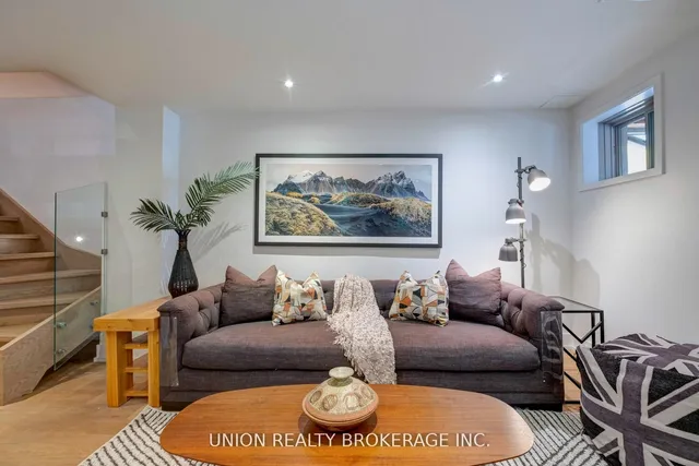 Additional image 33 of 46 Harriet St