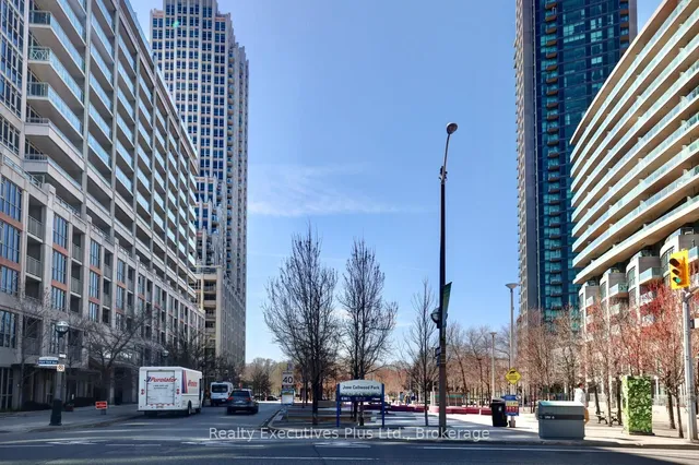 Additional image 39 of 35 Bastion St Unit 619