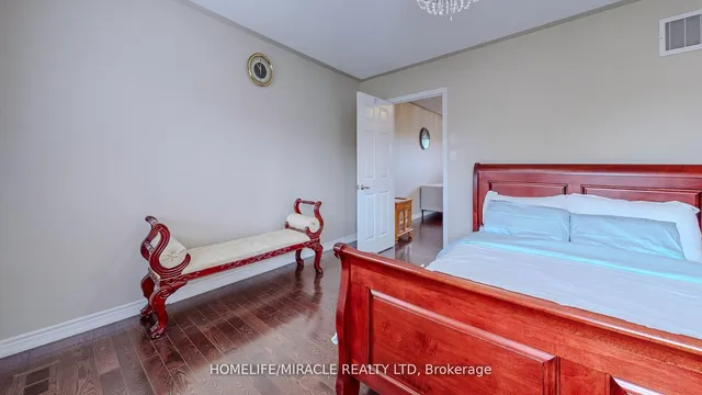 Additional image 32 of 926 Whewell Tr