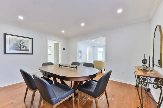 Additional image 13 of 2145 Country Club Dr Unit 13