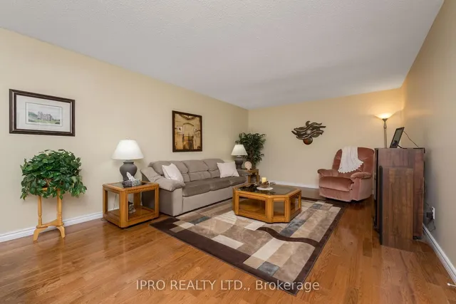 Additional image 12 of 1 Lindhurst St