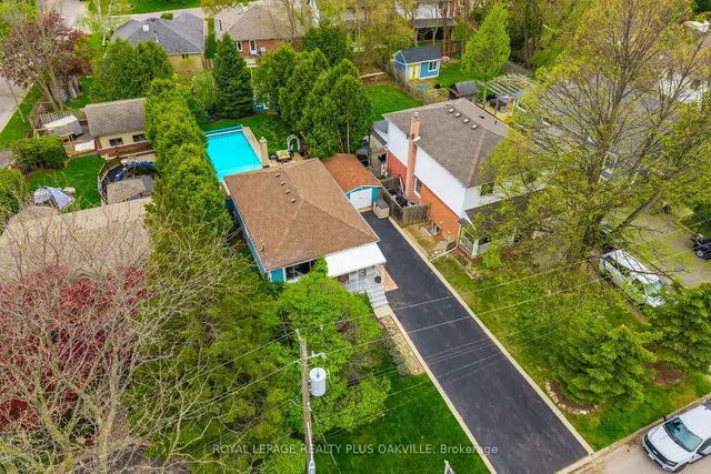 Additional image 47 of 548 Regina Dr