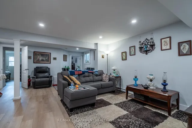 Additional image 12 of 81 Hamilton St