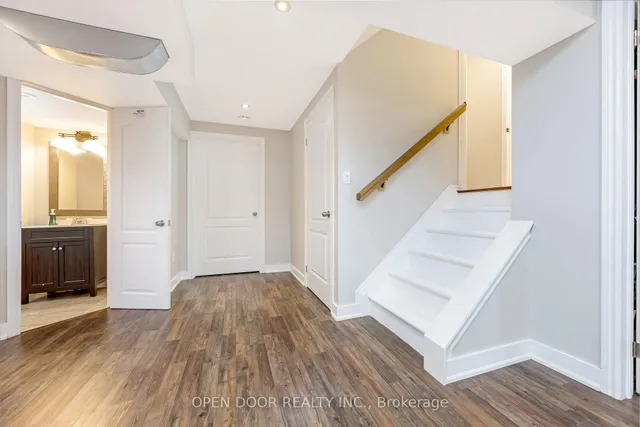 Additional image 28 of 221 Bussel Cres