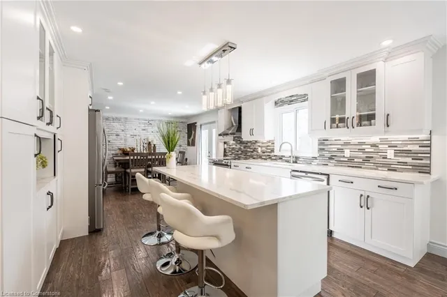 Additional image 12 of 68 Montmorency Dr