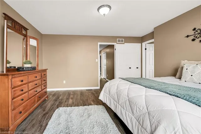 Additional image 23 of 58 Hillgarden Dr