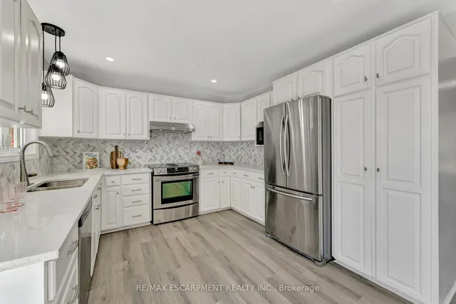 Additional image 13 of 216 Sioux Rd