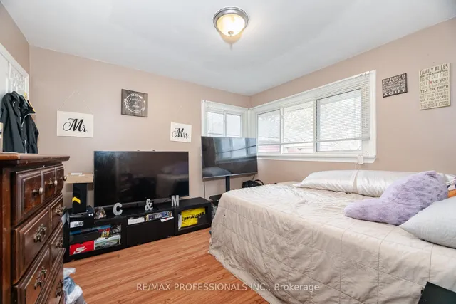 Additional image 18 of 11 Jeanette St