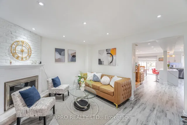 Additional image 7 of 738 Greycedar Cres