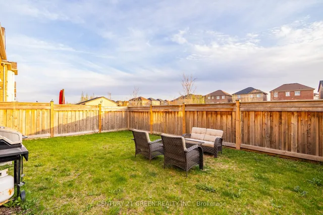 Additional image 48 of 1436 Connaught Terr