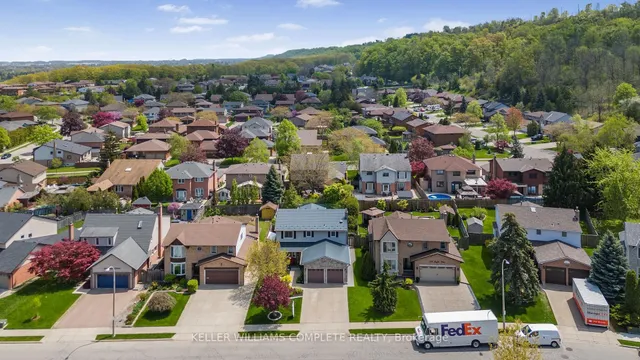 Additional image 46 of 106 Maple Dr