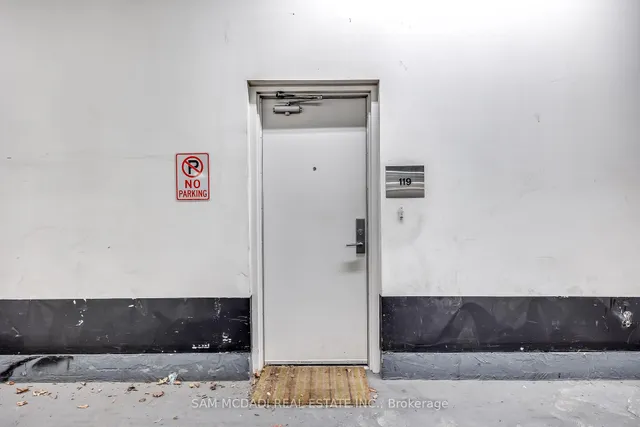 Additional image 31 of 90 Absolute Ave Unit Th119