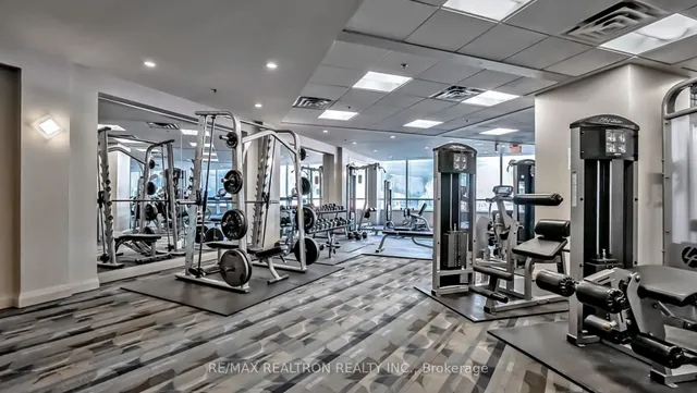 Additional image 35 of 18 Harbour St Unit 2104