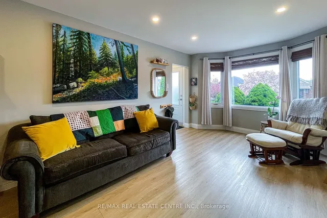 Additional image 17 of 112 Tragina Ave