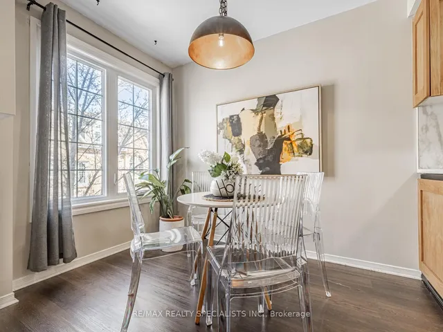 Additional image 27 of 2055 WALKERS Line Unit 227