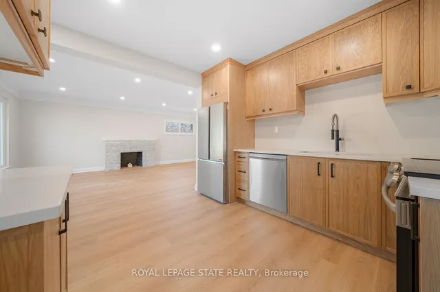 Additional image 9 of 869 Garth St